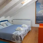 Takoma Hvar *
