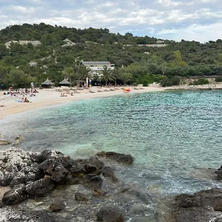 Takoma Hvar 公寓 *